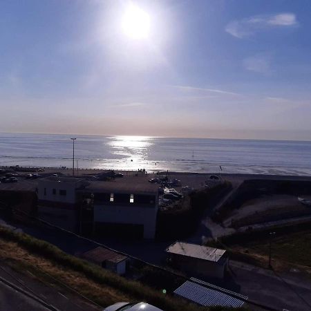 Appartement Face A La Mer Woignarue 외부 사진